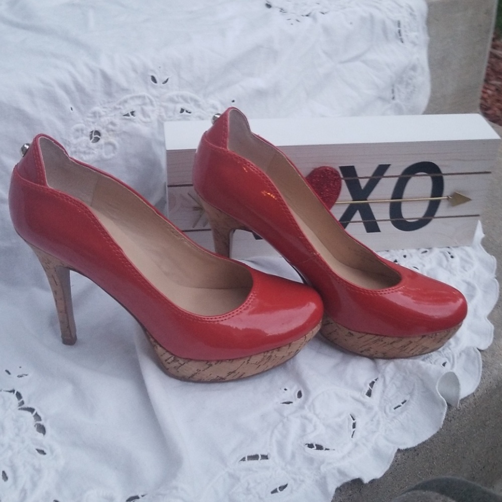 Orange Patent Leather Guess Heels SZ 6 - Picture 2 of 7